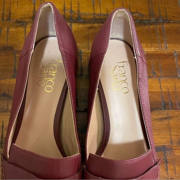 Franco Sarto Red Flats Modern Loafers - Picture 3 of 8